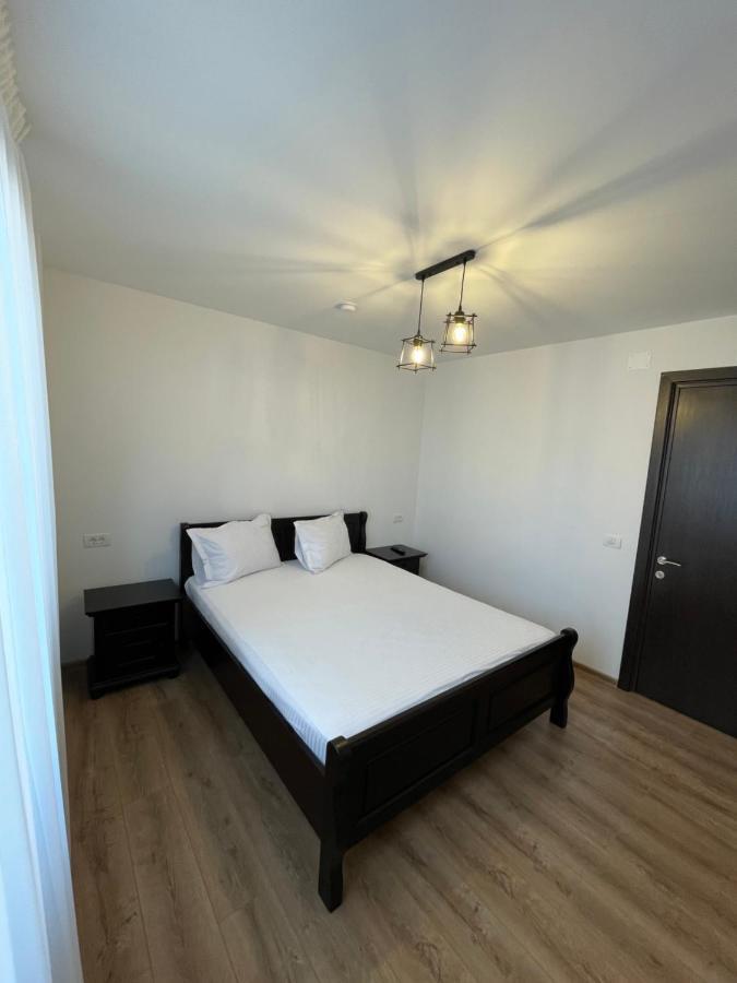 Motel Dr House à Mioveni Extérieur photo