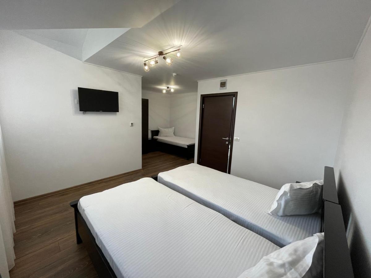 Motel Dr House à Mioveni Extérieur photo